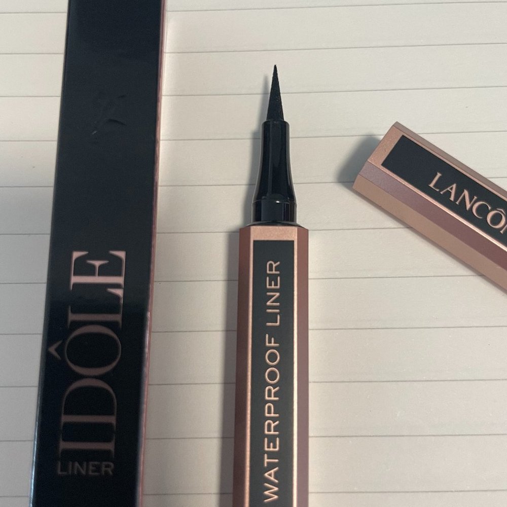 LANCOME - IDOLE Waterproof Eye Liner -01 Glossy Black